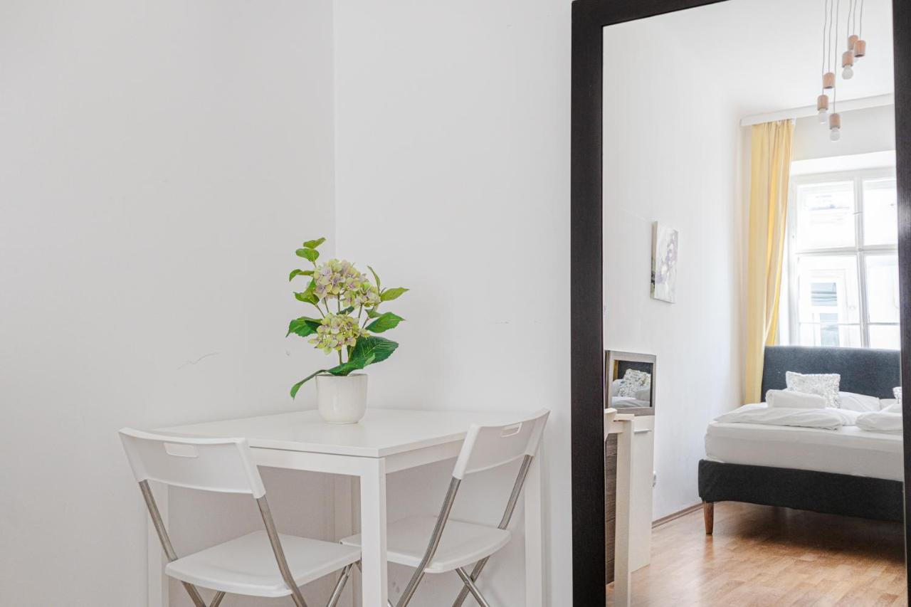 Central Belvedere 3Br Shared Apartment - 12 Min From City Center فيينا المظهر الخارجي الصورة
